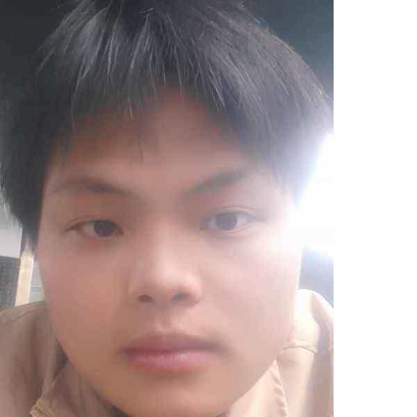 22岁岁河南单身帅哥 - 益阳吉缘网