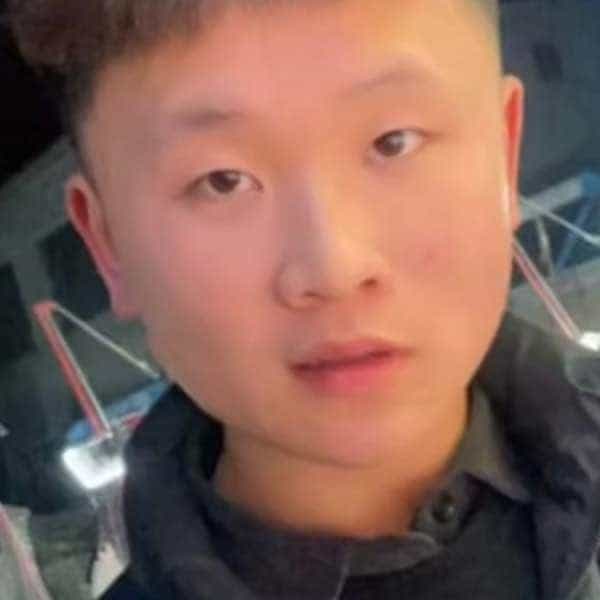22岁岁河南单身帅哥 - 益阳吉缘网